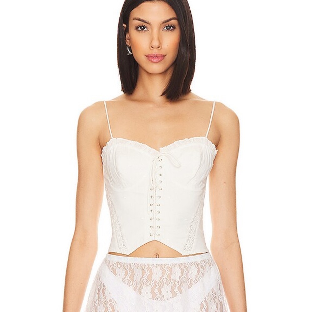 New NWT MAJORELLE Kariselle Top in White lace bustier corset revolve